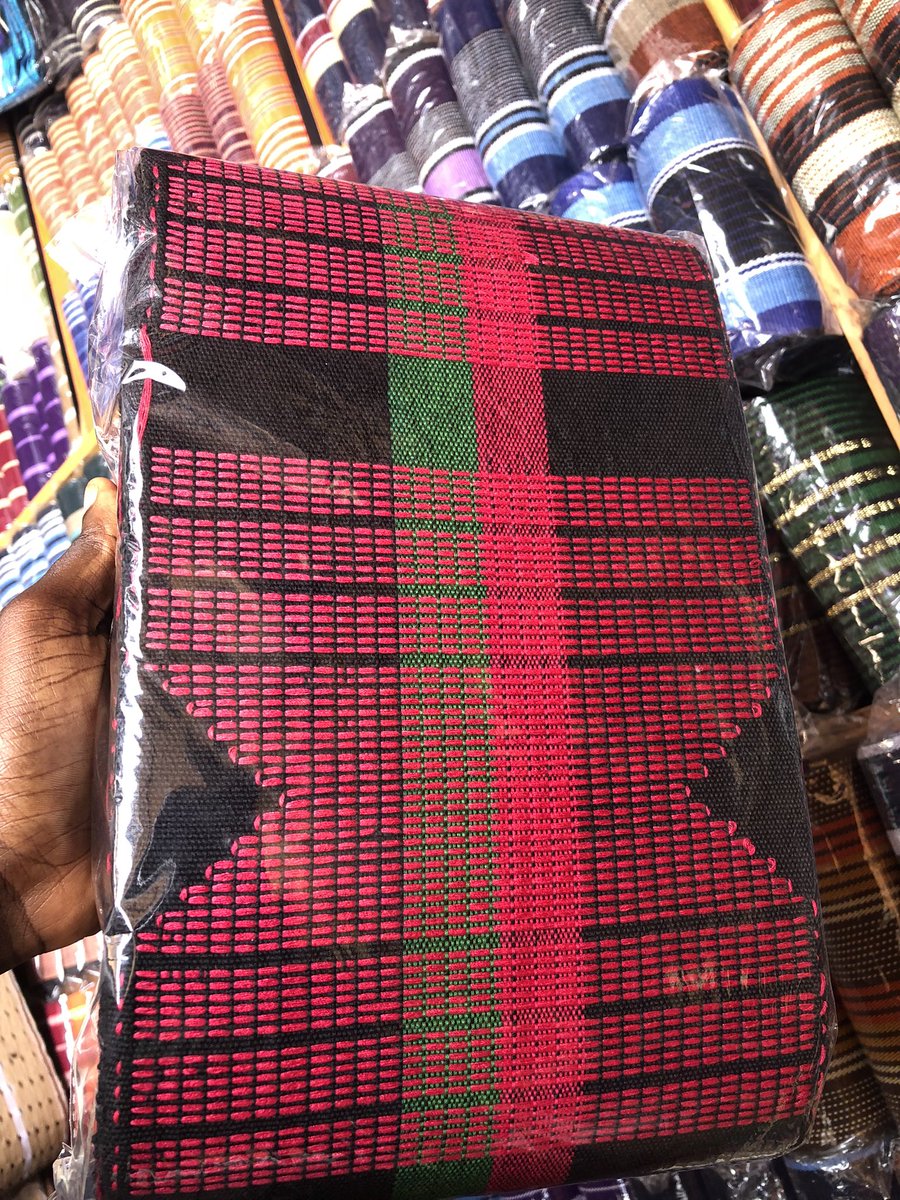BaliqeesAdeyemo's tweet photo. @VendorsSpot Do you have an owanbe ahead ? Looking for the perfect asooke that suits your party? Look no further @glitzy_asooke is here to help you do your asooke market runs. We offer couples package, bulk asoebi package in different quality designs and colors, sales of handfan https://t.co/brnz1xZHfQ
