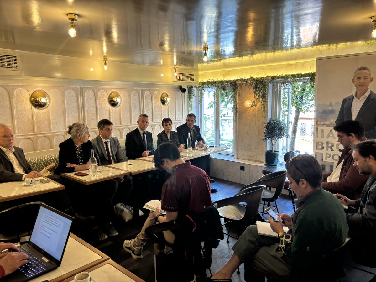 🔴 Conférence de presse de présentation de nos 10 premières propositions de campagne pour les municipales 2026 à Paris.

Face à une droite radicalisée et aux forces obscurantistes qui progressent partout, Paris doit demeurer ce pôle de résistance qu’elle a toujours incarné.