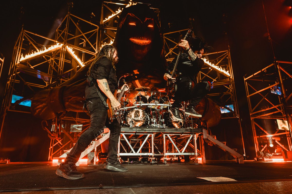Disturbed (@disturbed) on Twitter photo LA, you shook the walls of The Forum.
What a night! What a crowd! ๐ค
๐ธ <a href="/britt_bowman/">Britt Bowman</a>
#Disturbed #TheSickness25 #losangeles #california LA, you shook the walls of The Forum.
What a night! What a crowd! ๐ค
๐ธ <a href="/britt_bowman/">Britt Bowman</a>
#Disturbed #TheSickness25 #losangeles #california