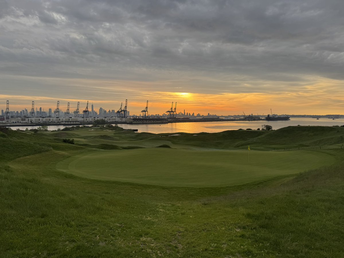 A good start to my internship at the beautiful Bayonne Golf Club!