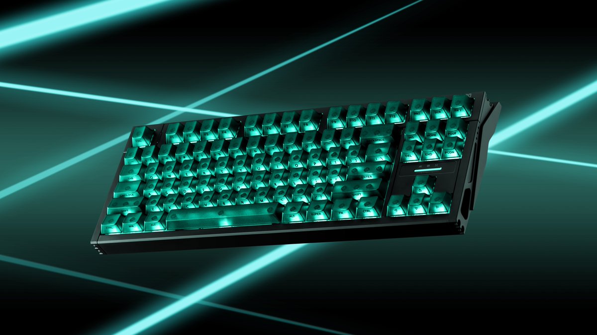 iQunix's tweet image. Gear Up. Win Big.
EZ80 Available Now!
🛒 iqunix.com/products/iquni…