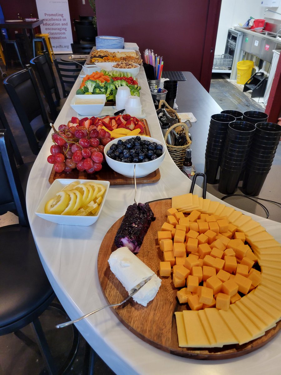 Thanks to the Public Schools Foundation for having their teacher grant awards ceremony at Capo! The teachers who were awarded grants are truly changing lives in tippecanoe county! 📖✏️🙂🍷🥂capowinebar.com 210 main street