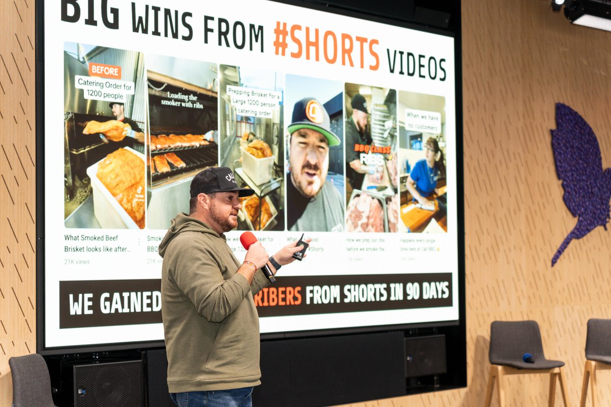 Google Small Business (@googlesmallbiz) on Twitter photo Calling all restaurant owners 📣
Want to stay ahead in the digital space? <a href="/shawnpwalchef/">Shawn Walchef</a> of <a href="/CaliBBQMedia/">Cali BBQ Media</a> shared actionable strategies at Google’s Restaurant Industry Summit. Watch his tips here: goo.gle/4miaXve Calling all restaurant owners 📣
Want to stay ahead in the digital space? <a href="/shawnpwalchef/">Shawn Walchef</a> of <a href="/CaliBBQMedia/">Cali BBQ Media</a> shared actionable strategies at Google’s Restaurant Industry Summit. Watch his tips here: goo.gle/4miaXve