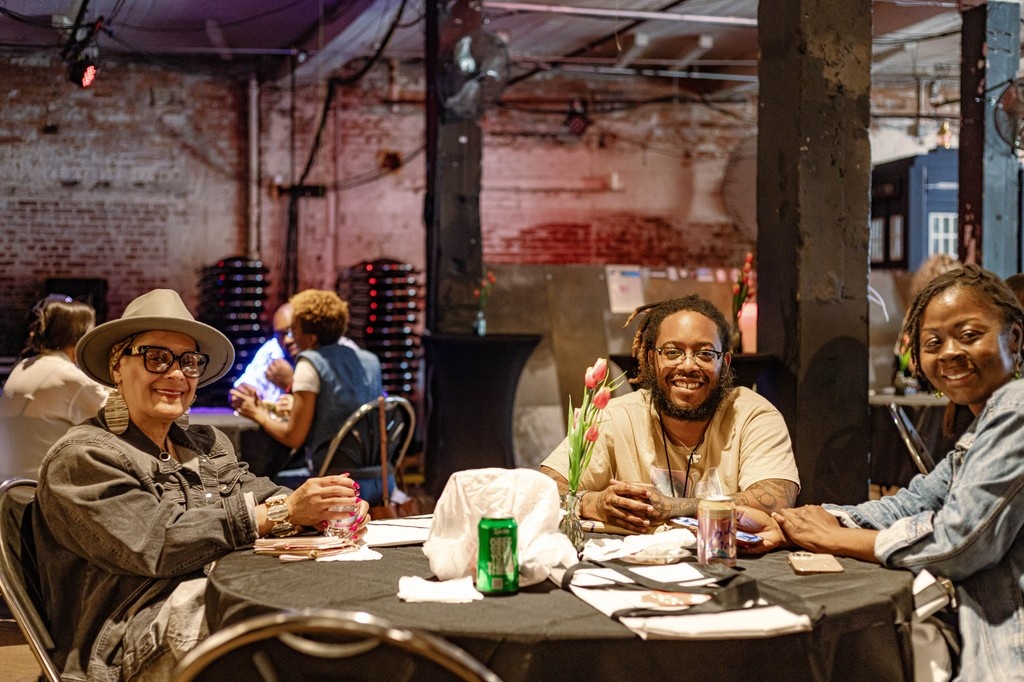 📸 Southern Documentary Convening 2024: Photo Dump Part Three!
Connections, convos, and community—relive the moments that made it unforgettable.

📍More to come in 2025.

#SDFConvening2024 #SouthernDocs #DocumentaryCommunity