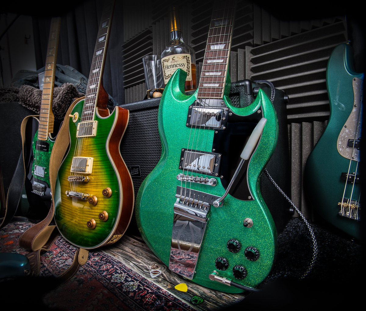 Limited Edition Vintage® 30th Anniversary Guitars Coming Soon 💚🔥 

Pre-Order Now! ➡️ ivormairants.co.uk/collections/vi…