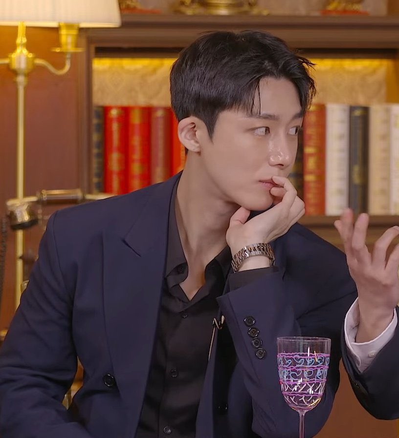 hwonpics's tweet image. handsome...