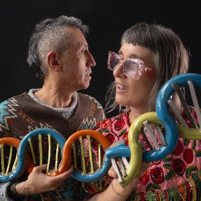 Escuche hoy en el #Sobrevuelo #RockEnEspañol a
<a href="/aterciopelados/">Aterciopelados</a>.

Sintonice la <a href="/EmisoraAlAire/">EmisoraAl Aire</a> a través de🎙️ fac.mil.co/emisorafac📻 bit.ly/3TUOEOD