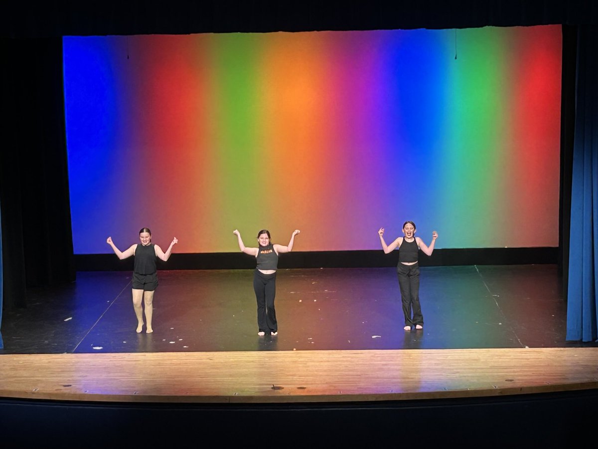 Henry F. Heil (@henry_heil) on Twitter photo Intermediate School annual talent show <a href="/BrkstoneCougars/">Brookstone School</a> - incredible courage and talent from these young people! Intermediate School annual talent show <a href="/BrkstoneCougars/">Brookstone School</a> - incredible courage and talent from these young people!