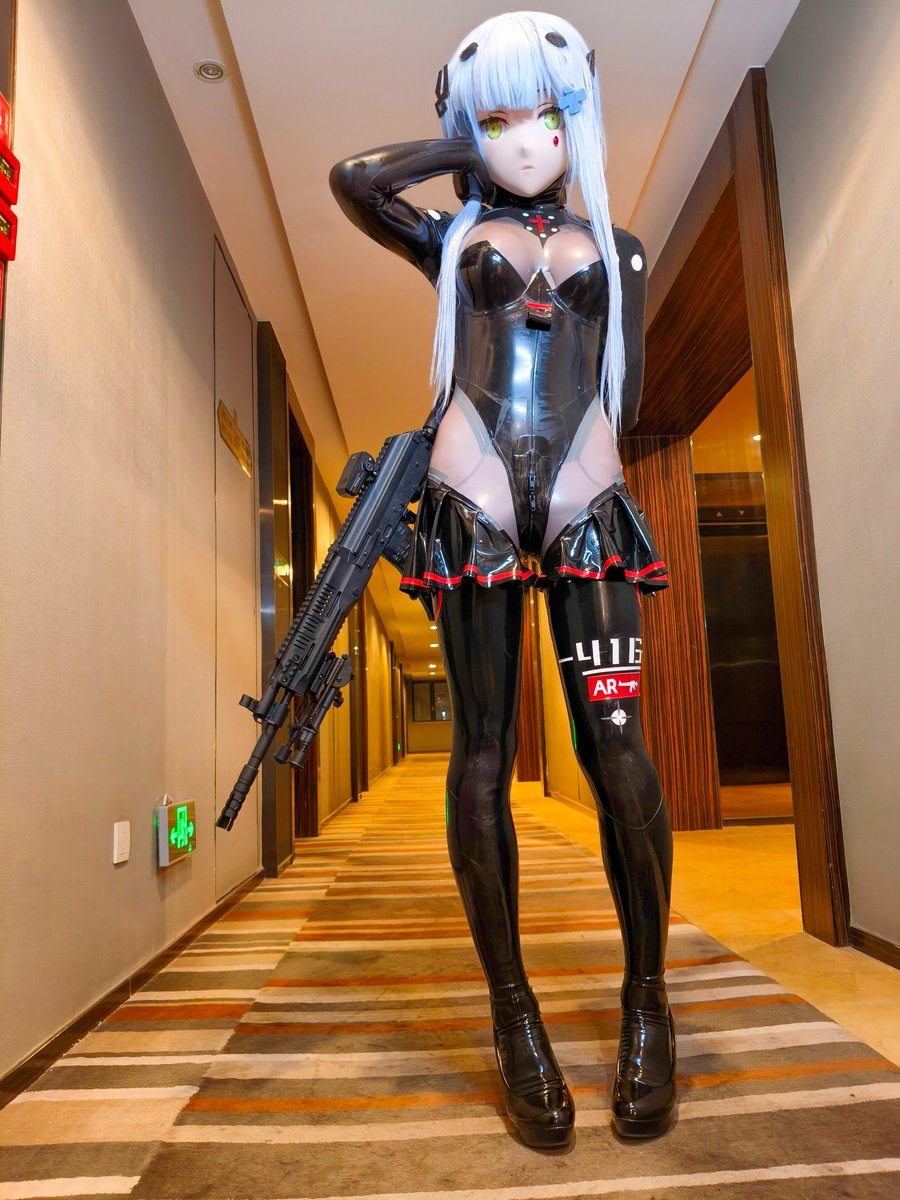 感谢初月借我入替HK416的头壳
🎭： <a href="/hatsuzuki_kai/">初月</a> 
📷：<a href="/yumimi_kig/">玉米棒子🌽</a>