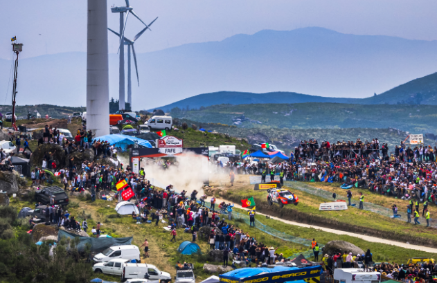 WRCrtp's tweet photo. Acompanhem o minuto a minuto do @RallydePortugal
Até Domingo, a #Antena1 e a #RTPlay na cobertura 
👇https://t.co/0jWOHcuLxm (opções vídeo/áudio)
🎧https://t.co/saI8vX4jHz 
5ª f - 8h/10h30 Shakedown + 17h/22h - SS1 Fig. Foz
6ª f - 7h/21h30 
Sab - 7h15/21h00
Dom - 6h30/14h30 https://t.co/9kcm1MlLOO