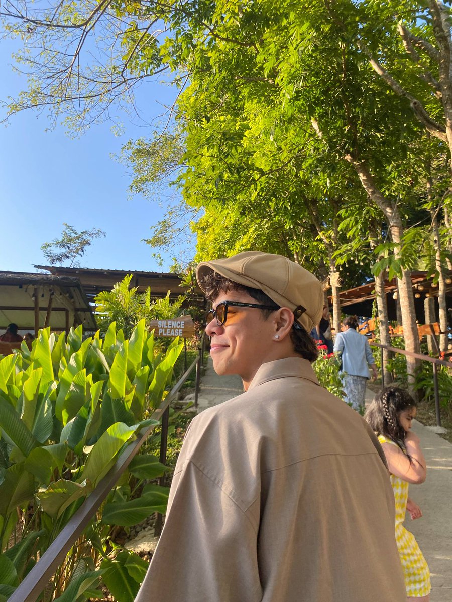 Eto na ang unang ayuda

KOKOY VIBIN AT27