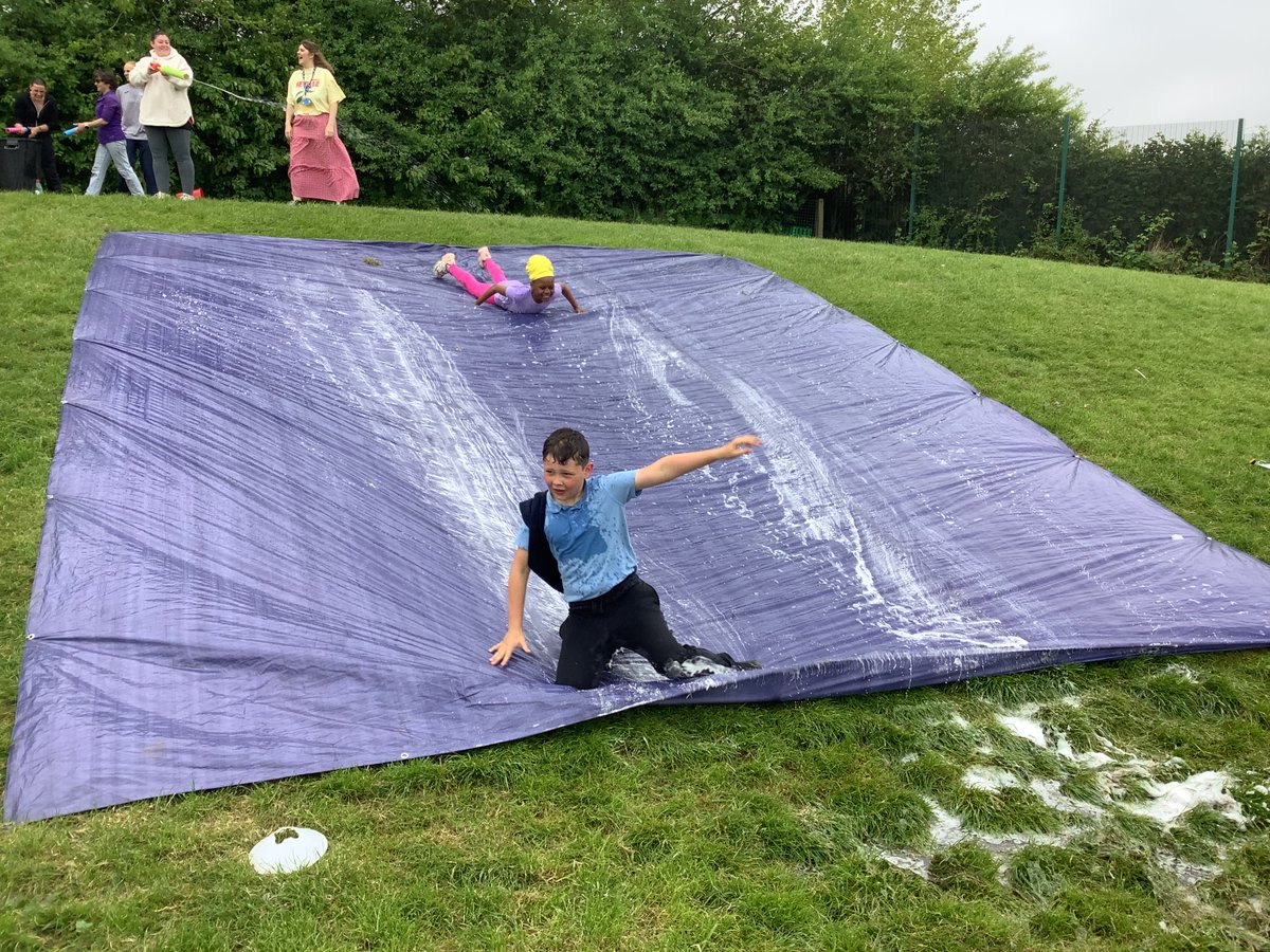 P5atCanalView tweet media