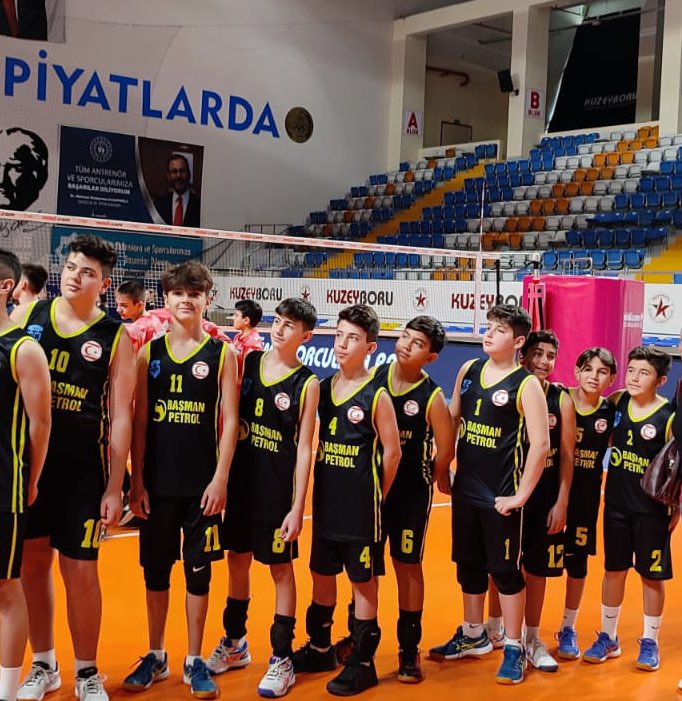 İş bilmez sadece çalmayı çırpmayı cebini doldurmayı bilen aç gözlüler yüzünden hayatımız cehenneme döndü 
Cezalarını çekmeden vazgeçmeyeceğiz
Adalet olası kastla gelene kadar durmak yok
Arif’im 
Çok özledim meleğim 
#isiasortakdavamız
#isiasolasıkast
#mehmetarifaltak