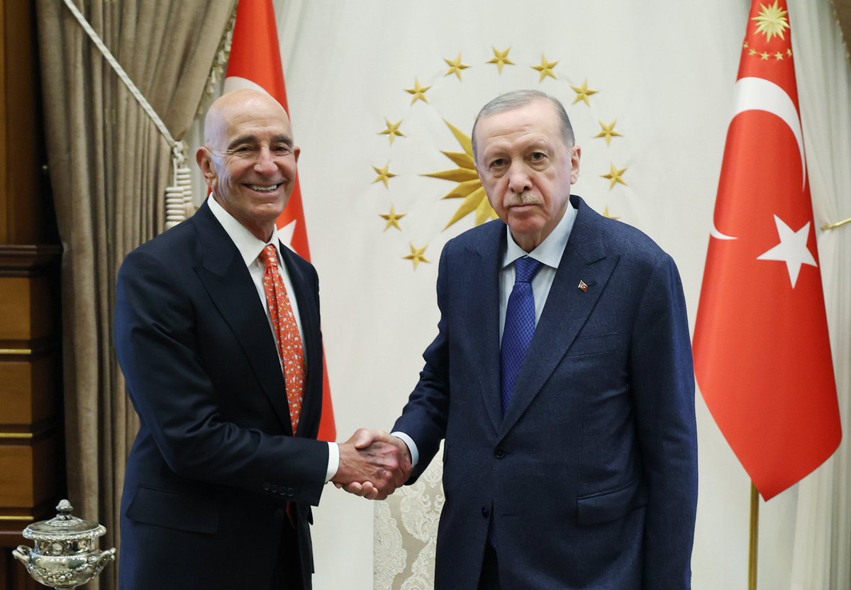 senaalkan's tweet image. ABD DB Rubio bu akşam Antalya’da. Yarınki temasların ardından Ukrayna-Rusya görüşmeleri için İstanbul’a geçecek. Görüşmelerin hangi seviye ve formatta olacağı net değil. Yarın, DB Fidan-Rubio-Suriye DB Şeybani görüşecek.Bu arada ABD Büyükelçisi Tom Barrack da güven mektubu sundu