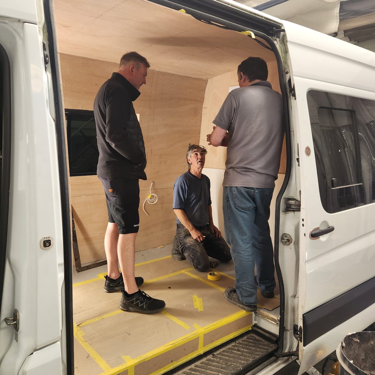 bdc_uk_'s tweet image. We’re halfway through a bespoke van conversion for a client launching a mobile pizza business in time for the outdoor festival season.

#VanConversion #VanLifeBuild #CustomVans #VehicleConversion #Coachbuilder
#FestivalSeason #FoodTruckLife #EventVehicles #OutdoorEvents
