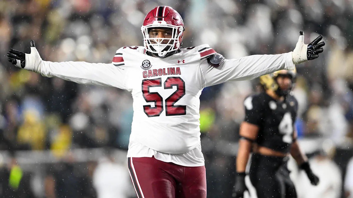 Abram Eisenhower (@abram_eis) on Twitter photo Blessed to receive an offer from South Carolina !!! <a href="/CoachTeasley/">Lonnie Teasley</a> <a href="/CarterVikingsFB/">Adam Carter</a> <a href="/Coach_FredM/">Coach Fred</a> <a href="/Velocity_FB/">Velocity Football Academy™</a> <a href="/samspiegs/">Sam Spiegelman</a> <a href="/RecruitGeorgia/">Recruit Georgia</a> <a href="/ChadSimmons_/">ChadSimmons</a> Blessed to receive an offer from South Carolina !!! <a href="/CoachTeasley/">Lonnie Teasley</a> <a href="/CarterVikingsFB/">Adam Carter</a> <a href="/Coach_FredM/">Coach Fred</a> <a href="/Velocity_FB/">Velocity Football Academy™</a> <a href="/samspiegs/">Sam Spiegelman</a> <a href="/RecruitGeorgia/">Recruit Georgia</a> <a href="/ChadSimmons_/">ChadSimmons</a>
