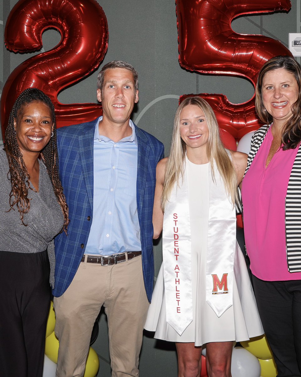 Spring Graduates 🎓

We were proud to honor the achievements of our Spring Graduates on Monday! 📚