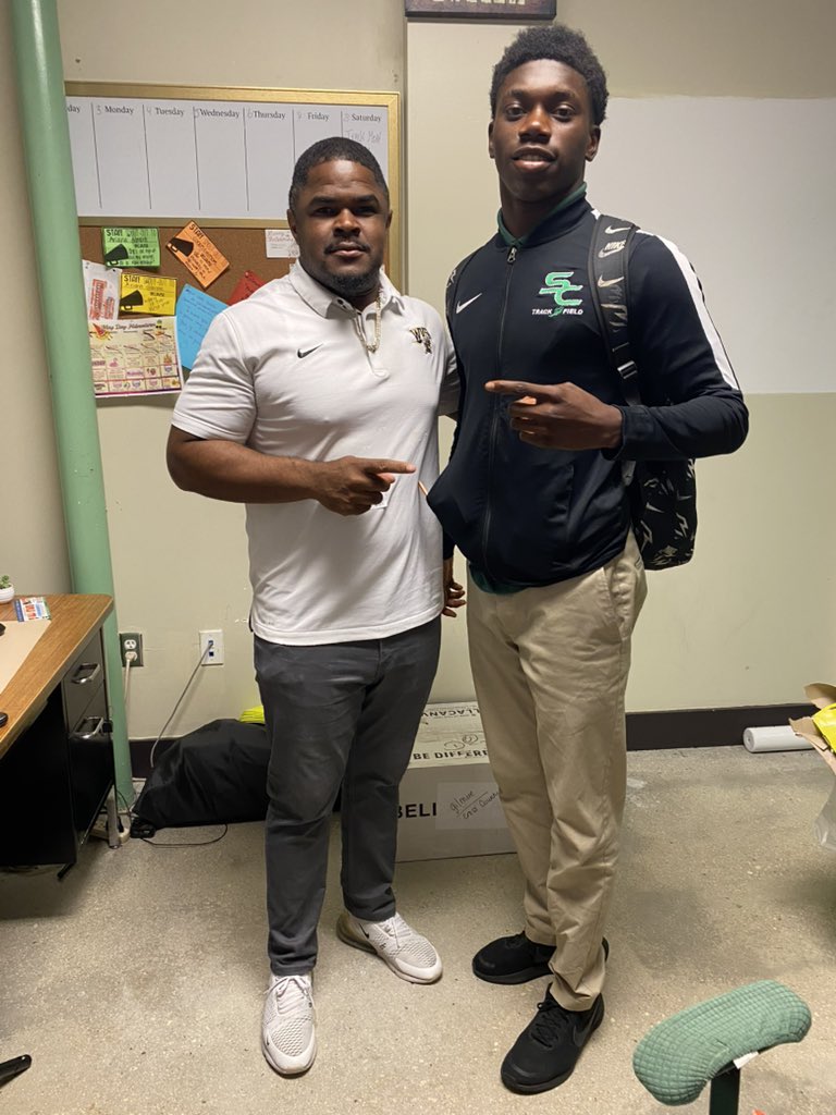 Davontey Oliver (@oliverdavontey) on Twitter photo Blessed to receive an offer from Western Virginia State University 💛🖤 #AGTG <a href="/CoachJackson7/">Rashad D. Jackson</a> <a href="/Coach_Sime81/">Coach Sime</a> <a href="/ste_leggett/">Coach Leggett</a> <a href="/Coach_Gonzo1357/">Alex Gonzalez</a> <a href="/CoachTinsley_SC/">Greg Tinsley</a> <a href="/SCanyonsFB/">Somerset Canyons Football</a> <a href="/EraPrep/">New Era Prep</a> <a href="/PrepRedzoneFL/">Prep Redzone Florida</a> <a href="/RivalsFielder/">Kevin Fielder 🇫🇮</a> <a href="/On3Recruits/">On3 Recruits</a> Blessed to receive an offer from Western Virginia State University 💛🖤 #AGTG <a href="/CoachJackson7/">Rashad D. Jackson</a> <a href="/Coach_Sime81/">Coach Sime</a> <a href="/ste_leggett/">Coach Leggett</a> <a href="/Coach_Gonzo1357/">Alex Gonzalez</a> <a href="/CoachTinsley_SC/">Greg Tinsley</a> <a href="/SCanyonsFB/">Somerset Canyons Football</a> <a href="/EraPrep/">New Era Prep</a> <a href="/PrepRedzoneFL/">Prep Redzone Florida</a> <a href="/RivalsFielder/">Kevin Fielder 🇫🇮</a> <a href="/On3Recruits/">On3 Recruits</a>
