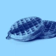 hazelmaraj's tweet photo. Blue waffles>>> https://t.co/dJxIDhJUAm