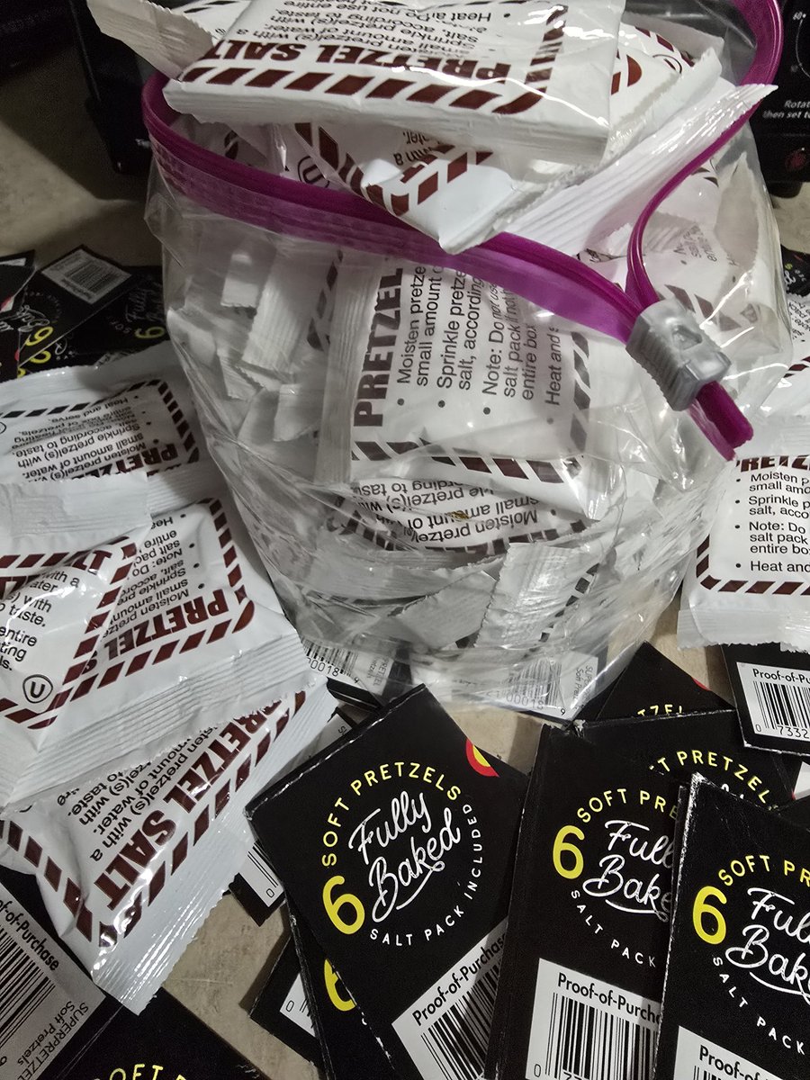 Random Dude (Not a conservative) tweet media