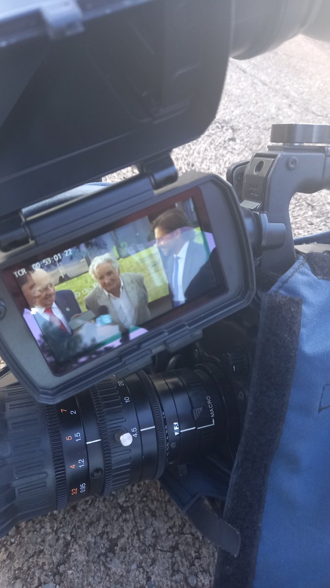 Brasilia, 1 de enero del 23. Mujica, Sanguinetti y Lacalle Pou en la asunción de Lula. Protagonista del Uruguay de las últimas décadas. Una figura que provoca reacciones de todo tipo y que trascendió fronteras. Abrazo a su familia, amigos y compañeros. QEPD.