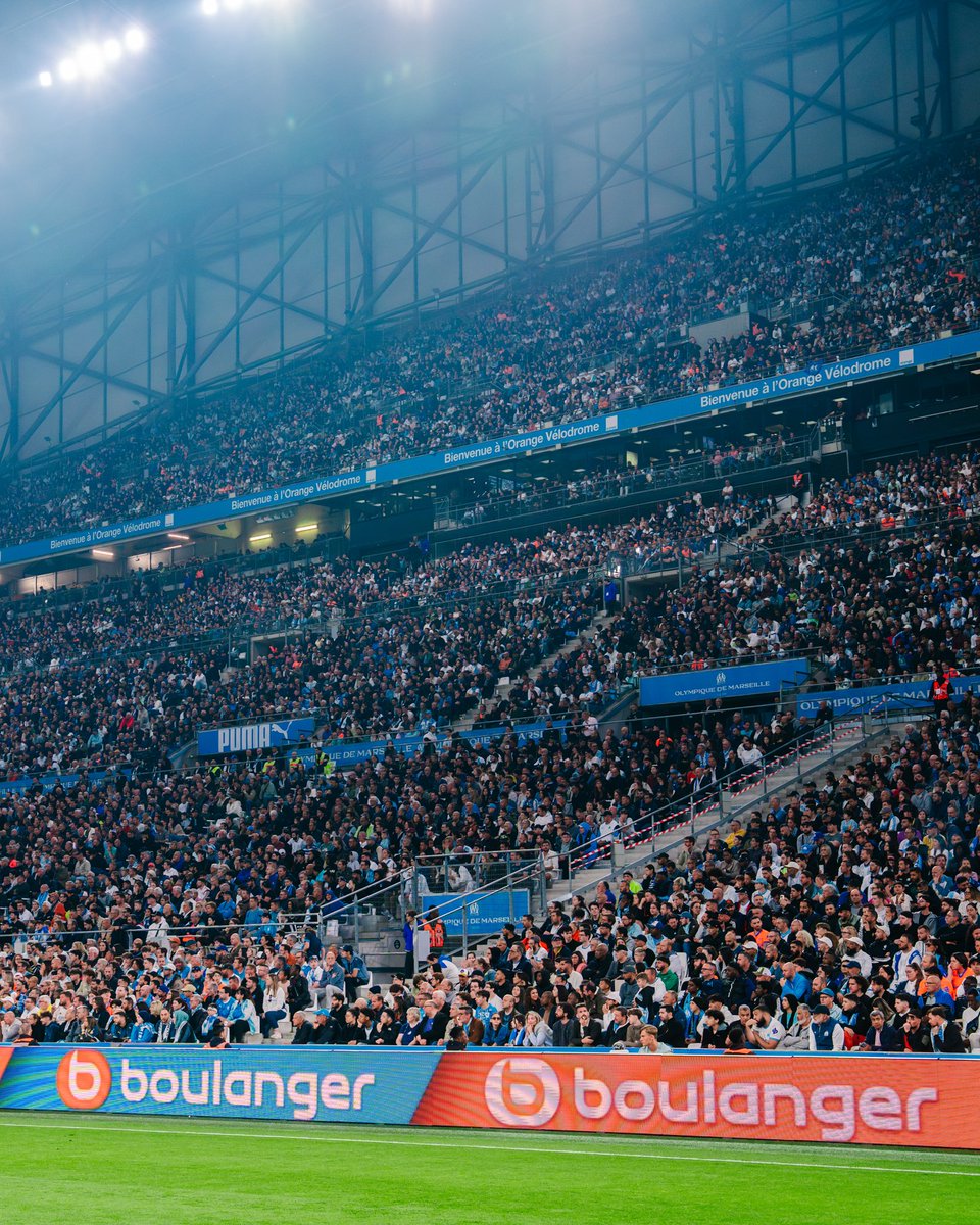 Olympique de Marseille (@om_officiel) on Twitter photo 🎁 Gagnez 4️⃣ places pour #OMSRFC à l’<a href="/orangevelodrome/">Orange Vélodrome 🏡</a> ! 🏟️
💙 Likez le post
💬 Taguez votre +𝟏 en reply
Bonne chance 🍀🤞 🎁 Gagnez 4️⃣ places pour #OMSRFC à l’<a href="/orangevelodrome/">Orange Vélodrome 🏡</a> ! 🏟️
💙 Likez le post
💬 Taguez votre +𝟏 en reply
Bonne chance 🍀🤞