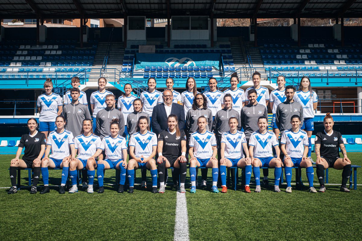 🤩 𝗣𝗿𝗶𝗺𝗲𝗿 𝗘𝗾𝘂𝗶𝗽 𝗙𝗲𝗺𝗲𝗻𝗶́ 𝟮𝟬𝟮𝟰/𝟮𝟬𝟮𝟱

Fotografia oficial amb el president, Hèctor Ibar.

🏆 Campiones 2RFEF Grup 1

💙🤍