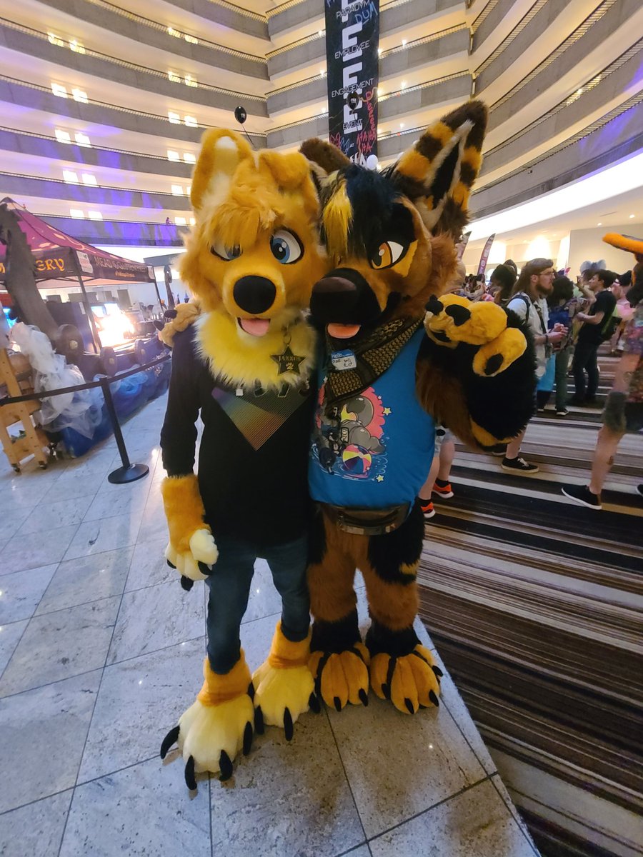 <a href="/JaxxusShep/">Jaxxus Shep Dog</a> and <a href="/DUNE_COYOTE/">Dune BFC</a> doing some adorable suit trading at #FWA2025