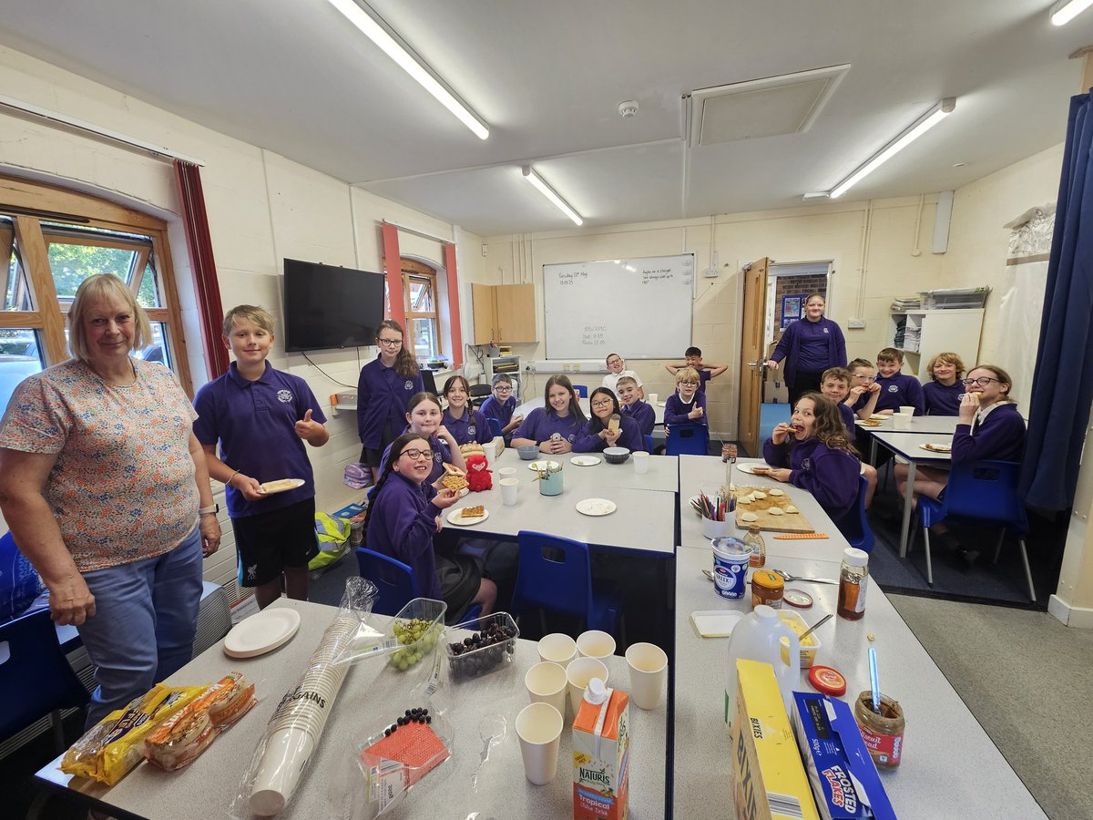 Year 6, you're nearly there.
Here's a snap from our SATs Breakfast Club 🧇🥞🥯🥨🫓🥖🥐🍞
You smashed today! Keep going...one left!