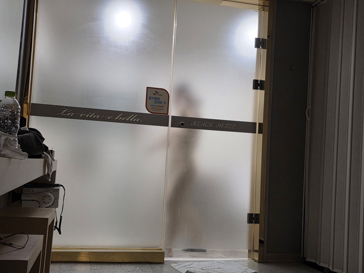 부커 초대남 설득은 실패햇지만 오늘도 우리부부 뜨겁고 핫하게 달렸네
계속 설득하다보면 언젠간 좋은날이오겠지요?