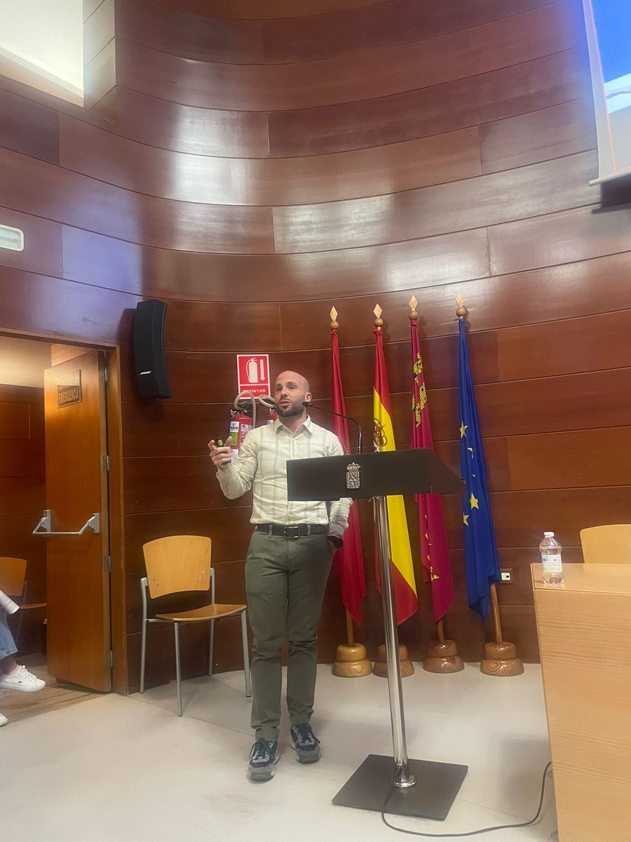 Organización Nacional de Trasplantes (@ont_esp) on Twitter photo <a href="/fcarreras/">fcarreras</a> <a href="/DonarSangreMU/">🩸CENTRO REGIONAL DE HEMODONACIÓN 🅰️🅱️🅾️🆎</a> <a href="/admoextremadura/">ADMO</a> <a href="/SER_Murcia/">SER Murcia</a> <a href="/AreaUnoArrixaca/">Área 1 Arrixaca</a> <a href="/HospitalUVRocio/">HospitalUVRocio</a> <a href="/GETH_info/">GETH</a> <a href="/Murciasalud/">Murciasalud</a> <a href="/doadoressangue/">ADOS</a> <a href="/LolaHerMaraver/">Lola Hernandez MD,PhD</a> <a href="/EquipoMedula/">Equipo Médula</a> <a href="/aelcles/">AELCLES</a> <a href="/A_Trasplantes/">Coordinación Autonómica Trasplantes Andalucia</a> <a href="/fsanchezvicario/">Félix</a> 💙 ¿Qué podemos hacer desde la <a href="/ONT_esp/">Organización Nacional de Trasplantes</a> en la promoción de la #donación de MO? Nuestro compañero y enfermero de coordinación, <a href="/fsanchezvicario/">Félix</a>, está dando respuesta a esta cuestión en las III Jornadas de Promoción de la Donación de Médula Ósea #OrgulloONT <a href="/fcarreras/">fcarreras</a> <a href="/DonarSangreMU/">🩸CENTRO REGIONAL DE HEMODONACIÓN 🅰️🅱️🅾️🆎</a> <a href="/admoextremadura/">ADMO</a> <a href="/SER_Murcia/">SER Murcia</a> <a href="/AreaUnoArrixaca/">Área 1 Arrixaca</a> <a href="/HospitalUVRocio/">HospitalUVRocio</a> <a href="/GETH_info/">GETH</a> <a href="/Murciasalud/">Murciasalud</a> <a href="/doadoressangue/">ADOS</a> <a href="/LolaHerMaraver/">Lola Hernandez MD,PhD</a> <a href="/EquipoMedula/">Equipo Médula</a> <a href="/aelcles/">AELCLES</a> <a href="/A_Trasplantes/">Coordinación Autonómica Trasplantes Andalucia</a> <a href="/fsanchezvicario/">Félix</a> 💙 ¿Qué podemos hacer desde la <a href="/ONT_esp/">Organización Nacional de Trasplantes</a> en la promoción de la #donación de MO? Nuestro compañero y enfermero de coordinación, <a href="/fsanchezvicario/">Félix</a>, está dando respuesta a esta cuestión en las III Jornadas de Promoción de la Donación de Médula Ósea #OrgulloONT