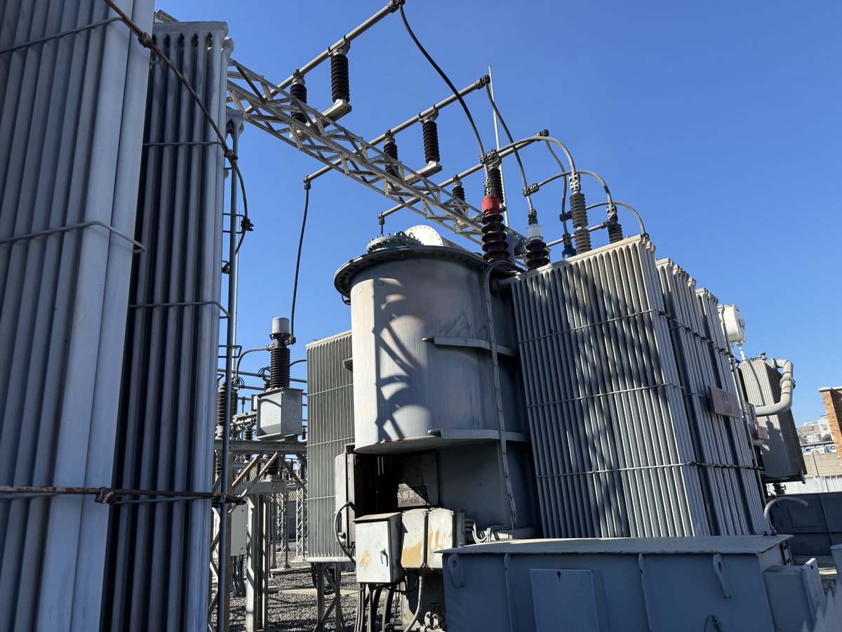 Bellville South Main substation investment of R87,5 m enhances reliable power supply.
The City’s #Energy Directorate is carrying out major upgrades to its electricity infrastructure and investing substantially to strengthen the grid. 

See: bit.ly/4kdMtC5

#CTNews
