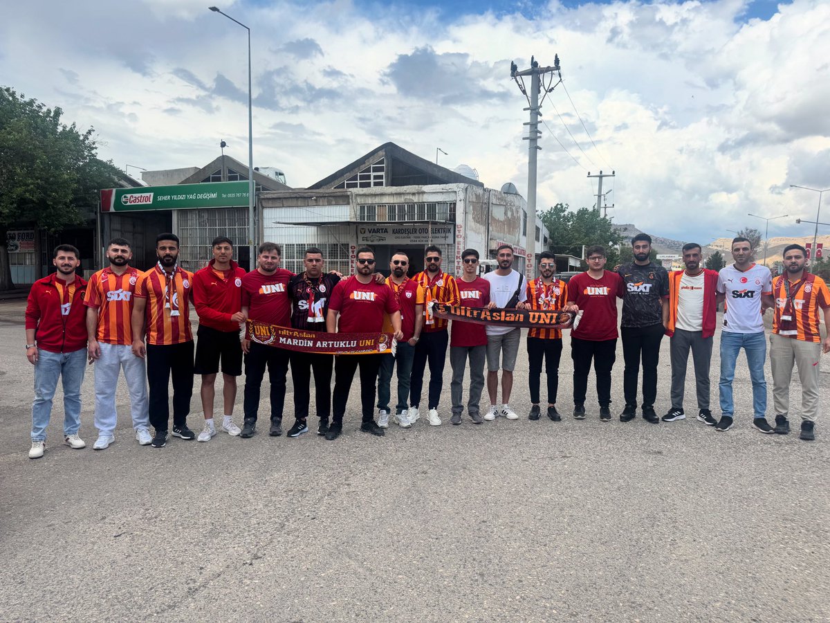 Eğer ortada bir kupa varsa Galatasaray talibi değil, sahibidir! 
Bizim olanı almak için Antep’e doğru yola çıkıyoruz.

#ultrAslanUNI
#uAUNIArtuklu