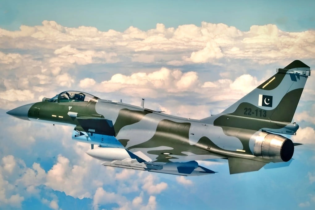 جب پاک فضائیہ پر اعتماد ہو، تو جیت یقینی ہے۔

#پاک_فضائیہ_نے_کر_دکھایا
#J10CHumanModel
#WarBeginsPakWins