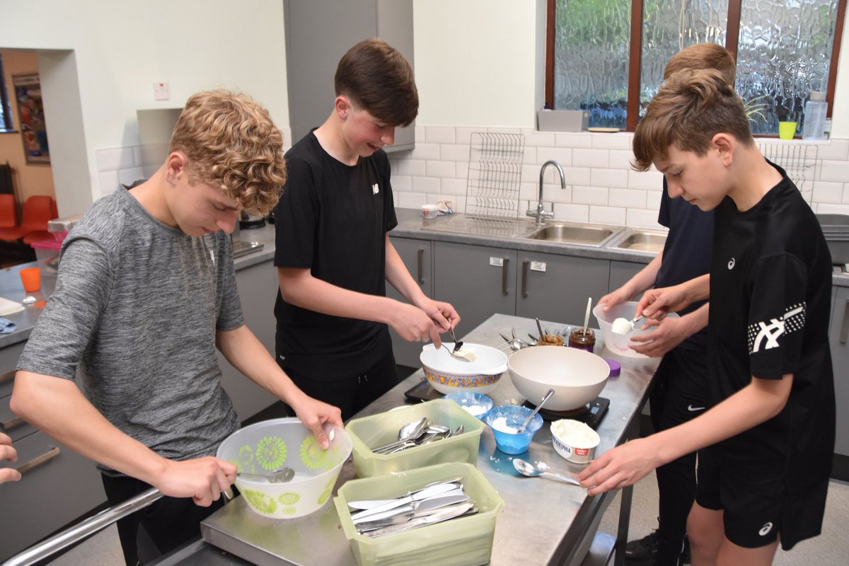 35thLiverpoolBB's tweet photo. Home-made Biscoff &amp; Chocolate cheese cakes in Company &amp; Seniors this week 👌

#BoysBrigade #FaithInYoungPeople #LifeToTheFull ⚓️ https://t.co/NtPlmd3CPD