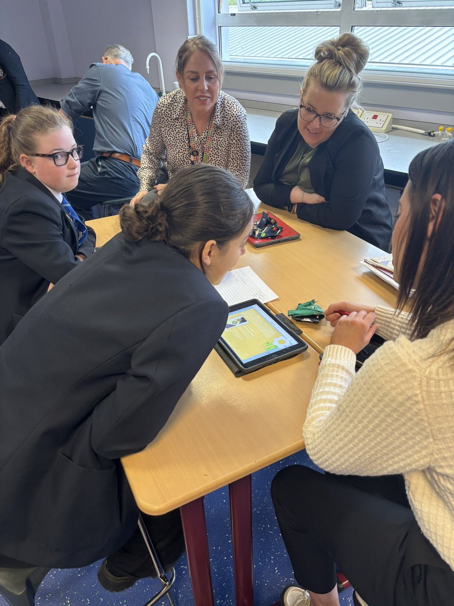 MsBurrell1985's tweet photo. Pupil take over by our Science hub pupils today. Our amazing S1s led the Science DM and taught the teachers how to use the spheros. I’m not sure who had more fun 😂. @StAndrewscience @StAndrews_2030 @HelpMeMrsG @MissKCrickett https://t.co/sjCVcXSYZh
