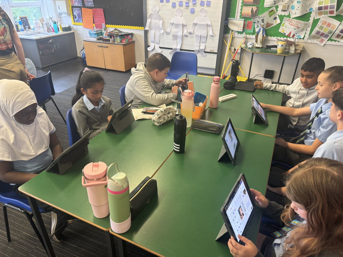 OLR Primary & Nursery (@olrprimary) on Twitter photo P6 and P5 welcomed the team from <a href="/AdobeForEdu/">Adobe For Education</a> and <a href="/EducationScot/">Education Scotland</a> into classes today to see how they are using the new Adobe Express in their learning. #olrdigital P6 and P5 welcomed the team from <a href="/AdobeForEdu/">Adobe For Education</a> and <a href="/EducationScot/">Education Scotland</a> into classes today to see how they are using the new Adobe Express in their learning. #olrdigital
