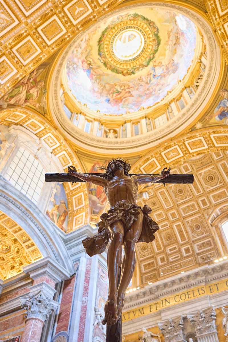 En el corazón de la cristiandad.

#ProcesionRoma25