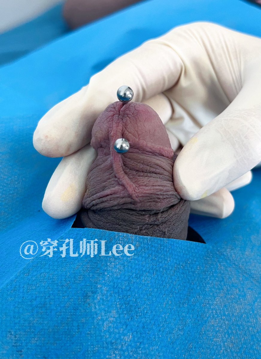 成都穿孔师Lee tweet media