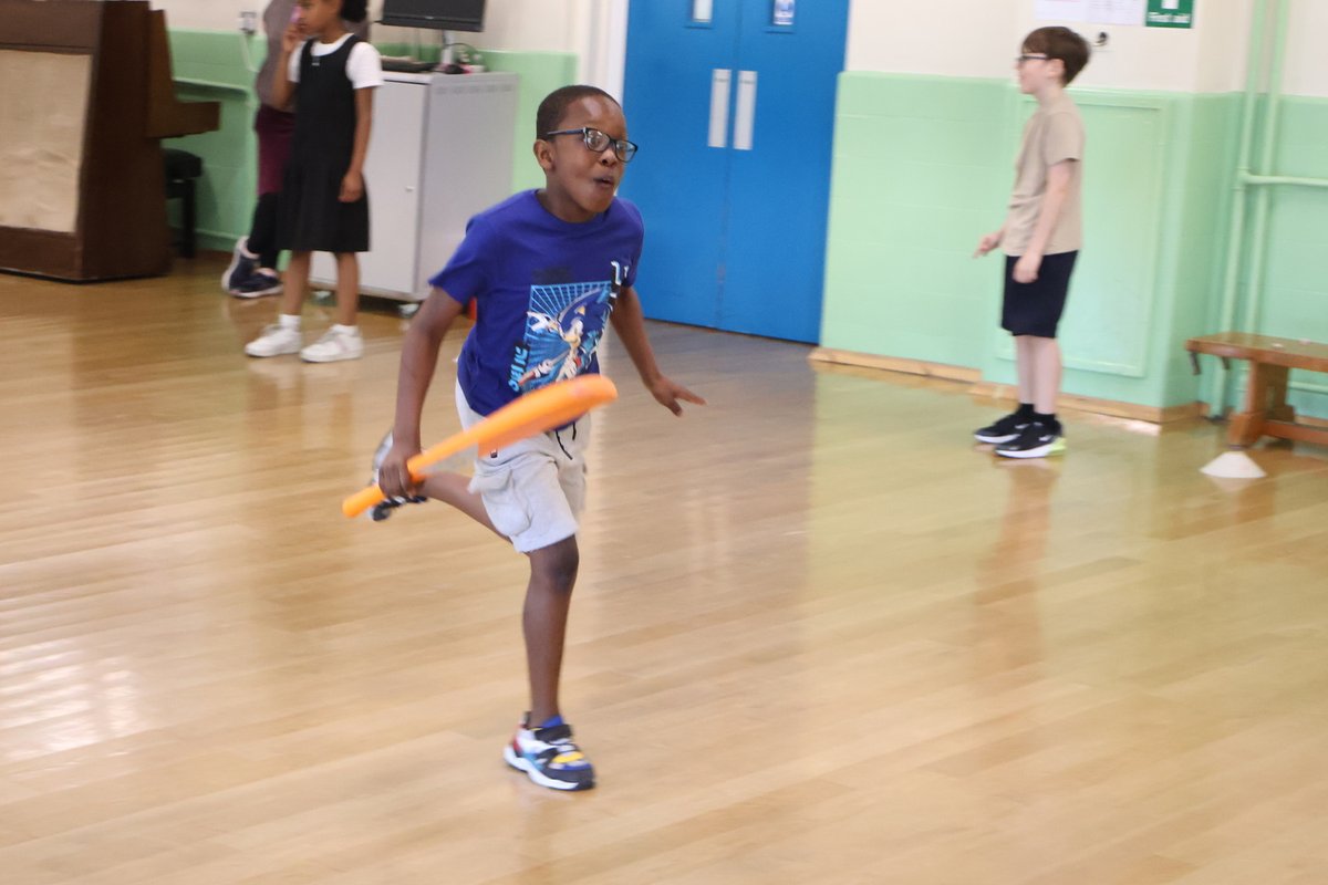 DkhSchool's tweet photo. Anyone for cricket? Platform Cricket that is…We joined Cedar class today along with the amazing people at “Platform Cricket”.

See the gallery: https://t.co/mykvhhRRsp https://t.co/uTnqf27aHt