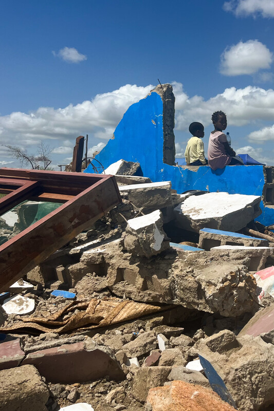 NRC_EAY's tweet image. A big step forward for people displaced by conflict and climate disasters in Mozambique 🇲🇿
The government has now launched an official Action Plan to turn policy into action—so displaced families aren’t left behind.
#Mozambique #Displacement
