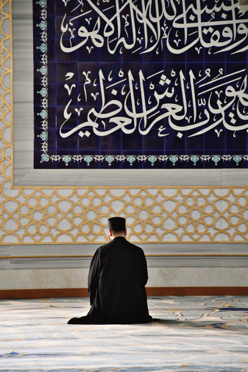 “Bir gün ebedî yurdumuza göçtüğümüzde, kim aşırı kim normal, kim abartıyor kim boşveriyor hepimiz göreceğiz.”

Nureddin Yıldız

|Büyük Çamlıca Camii