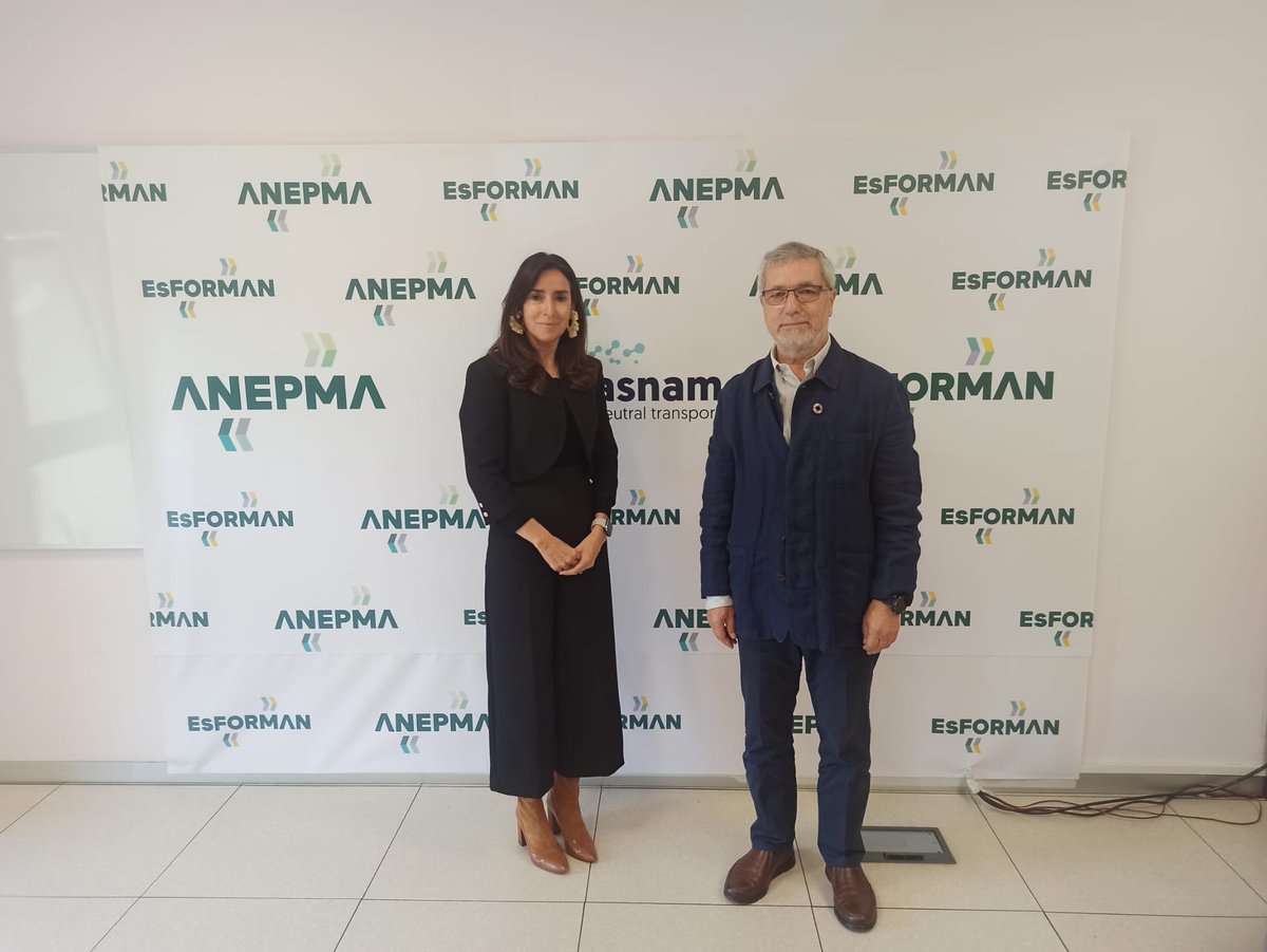 EspacioAnepma's tweet image. El presidente de #ANEPMA, Jesús Diz, y la secretaria general de @Gasnam_ , Eugenia Sillero, han suscrito  un acuerdo de colaboración para impulsar el uso de los gases renovables en los servicios públicos de recogida de residuos y limpieza viaria.
espacioanepma.org/2025/05/14/acu…