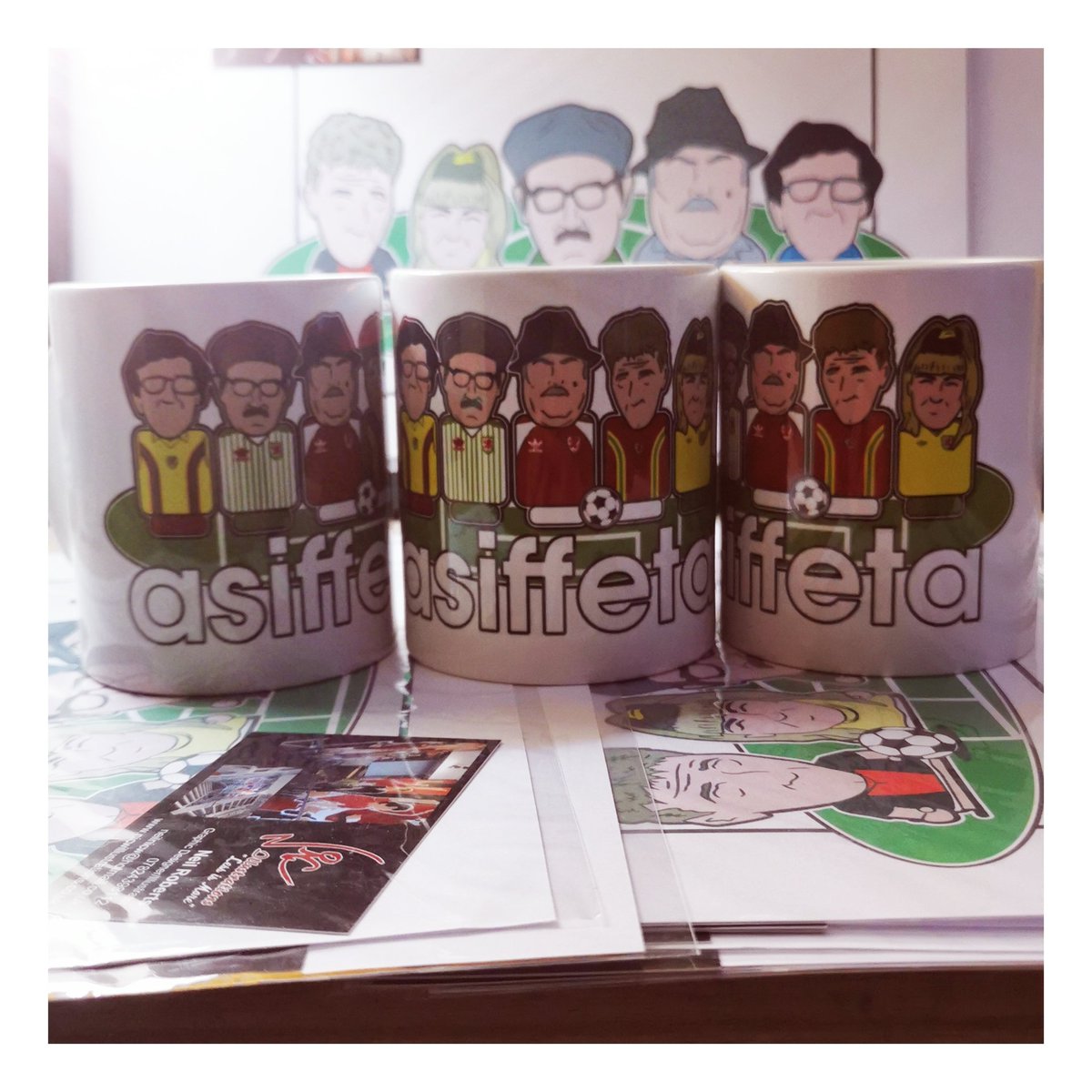 1 myg arol

Plis ReTweet
Diolch

cofislangs2020.co.uk/product-page/m…