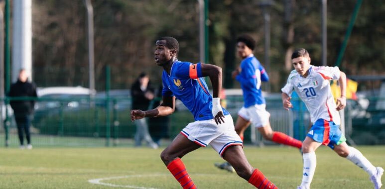 sylinational_FR's tweet image. #MercatoSyli #Binational : Abdoulaye Camara.

Le Piémont ou l’Allemagne pour la suite de sa carrière ? 

Jeune Franco-Guinéen évoluant du côté de Montpellier, le jeune capitaine des U17 France Abdoulaye Camara pourrait quitter Montpellier cette été. 

Une première apparition dans…