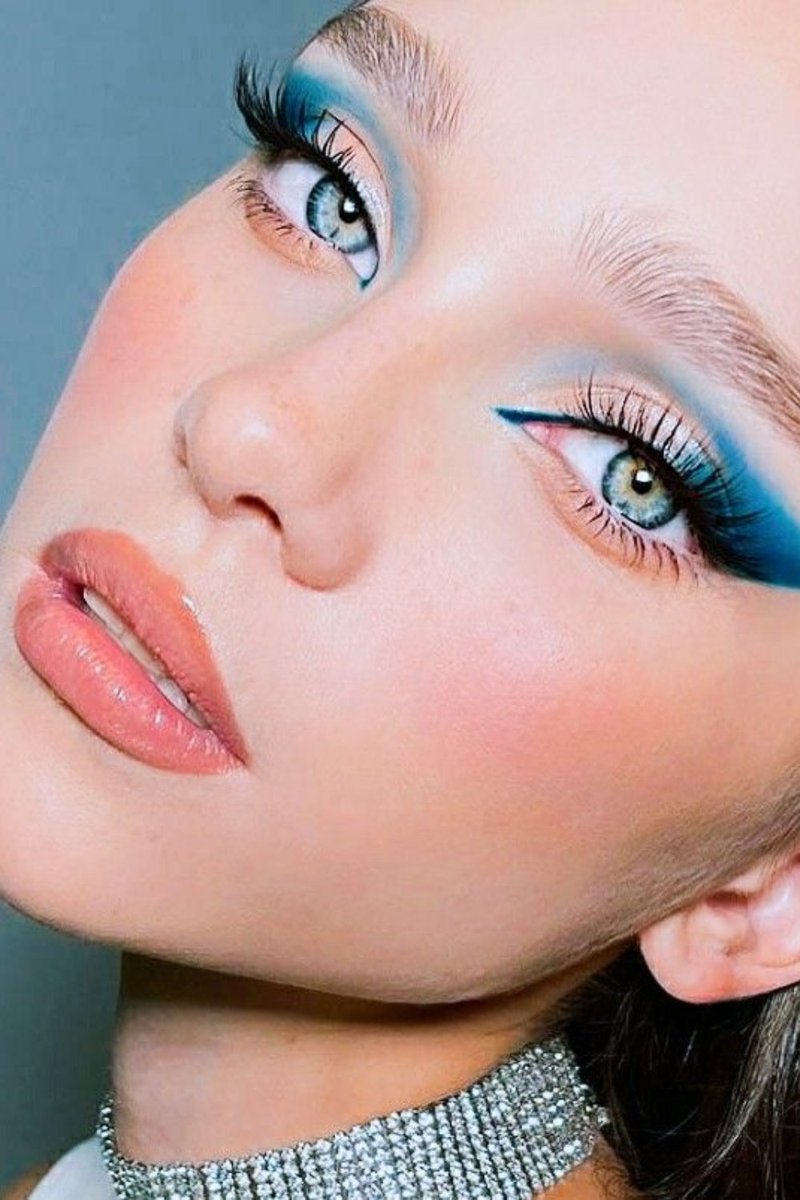 ProluxSkinCare's tweet image. Struggling to create seamless gradients? Prolux Hollywood Eyeshadow Palette offers balanced shade selection for flawless transitions. Praised by thousands for its performance and cruelty‑free promise. #SeamlessBlend #CrueltyFreeMakeup #PaletteAddict