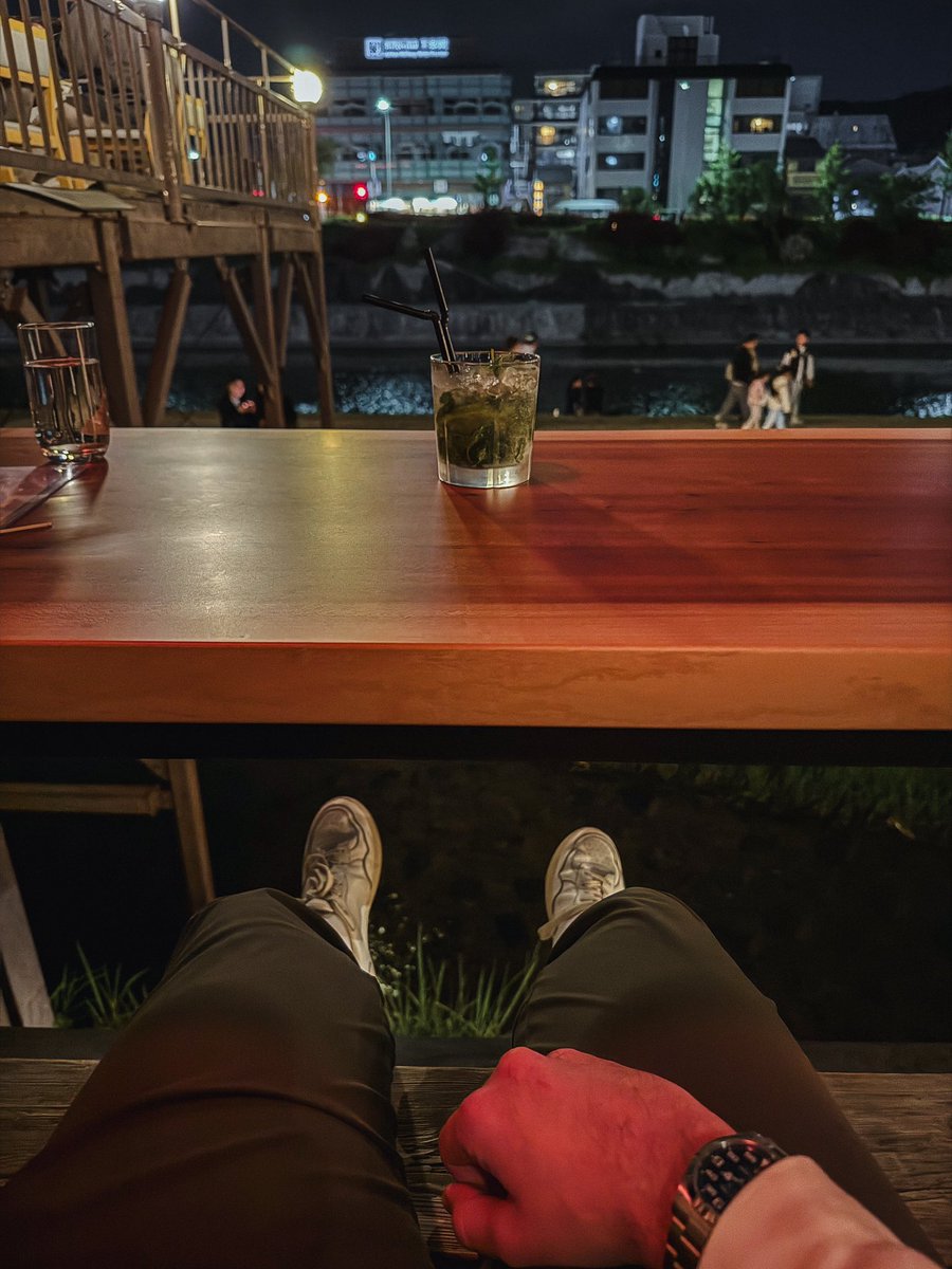 Tom Hirst tweet media