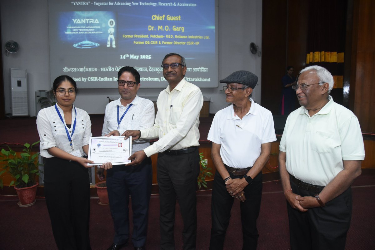 CSIRIIP's tweet image. CSIR-Indian Institute of Petroleum, Dehradun celebrated the National Technology Day on 14thMay 2025. Dr. M O Garg, Former Director CSIR-IIP and former DG CSIR graced the event as chief guest.