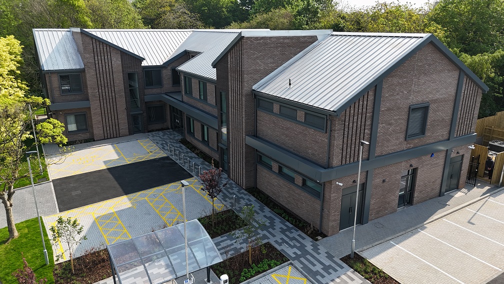 It was great to see Lillington Health Hub open its doors for a community open day last weekend! 

We worked with South Warwickshire NHS Foundation Trust to create the new two-storey health centre for the community in Lillington.

More info: lnkd.in/eBJGZtBV