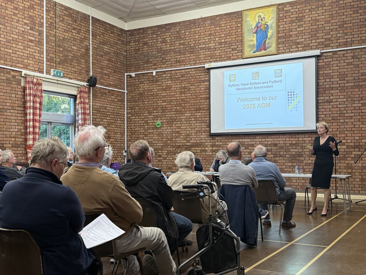 Surrey PCC (@surreypcc) on Twitter photo Speaking to #Surrey residents & representing their views is one of <a href="/_Lisa_Townsend/">Lisa Townsend</a>’s key roles as your PCC.
So it was great to drop by a local meeting in #WestByfleet last week to chat about policing issues in the area & bust some myths about shoplifting! Thanks for having us! Speaking to #Surrey residents & representing their views is one of <a href="/_Lisa_Townsend/">Lisa Townsend</a>’s key roles as your PCC.
So it was great to drop by a local meeting in #WestByfleet last week to chat about policing issues in the area & bust some myths about shoplifting! Thanks for having us!